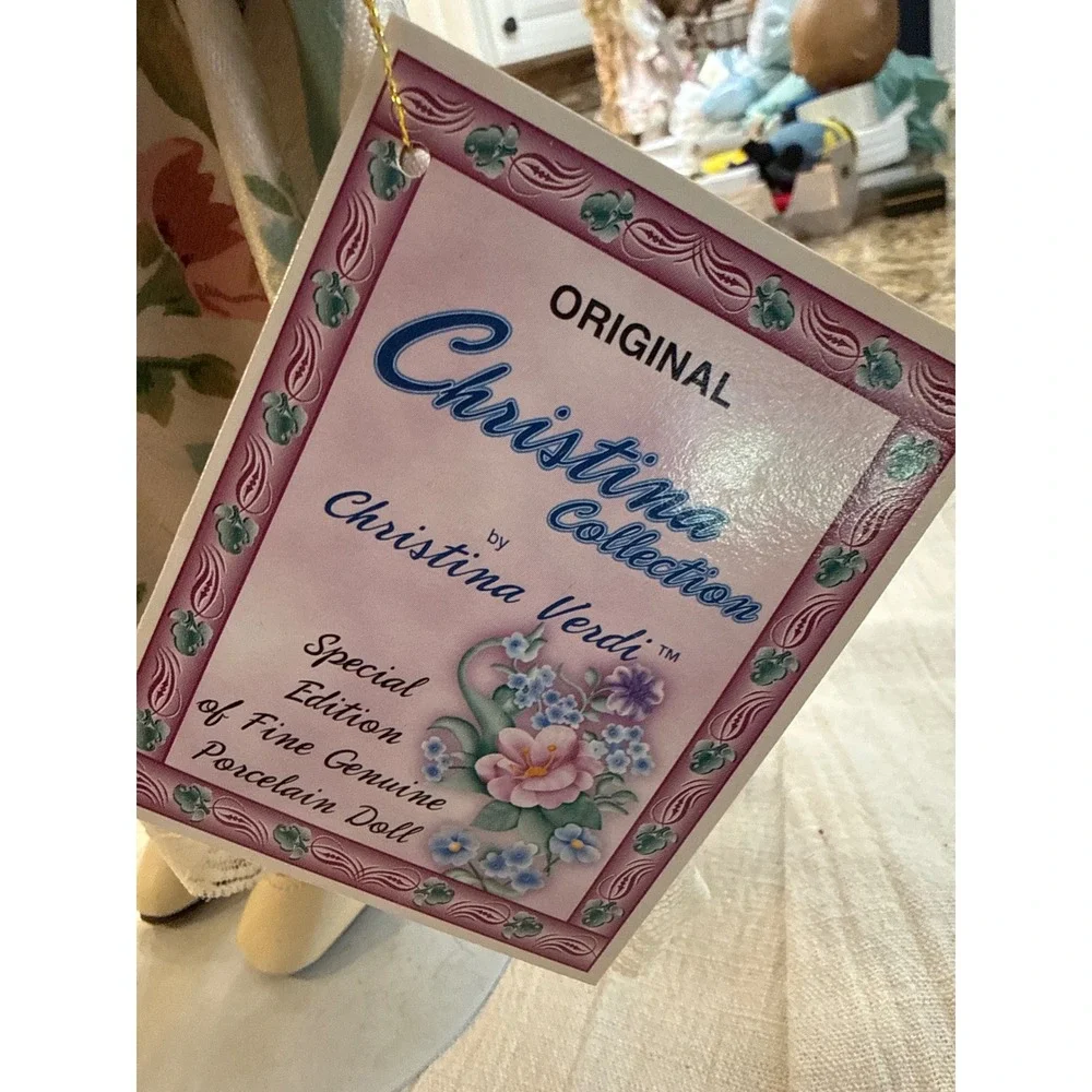 Christina‎ Verdi Porcelain Doll 1998 Special Edition Christina Collection Floral